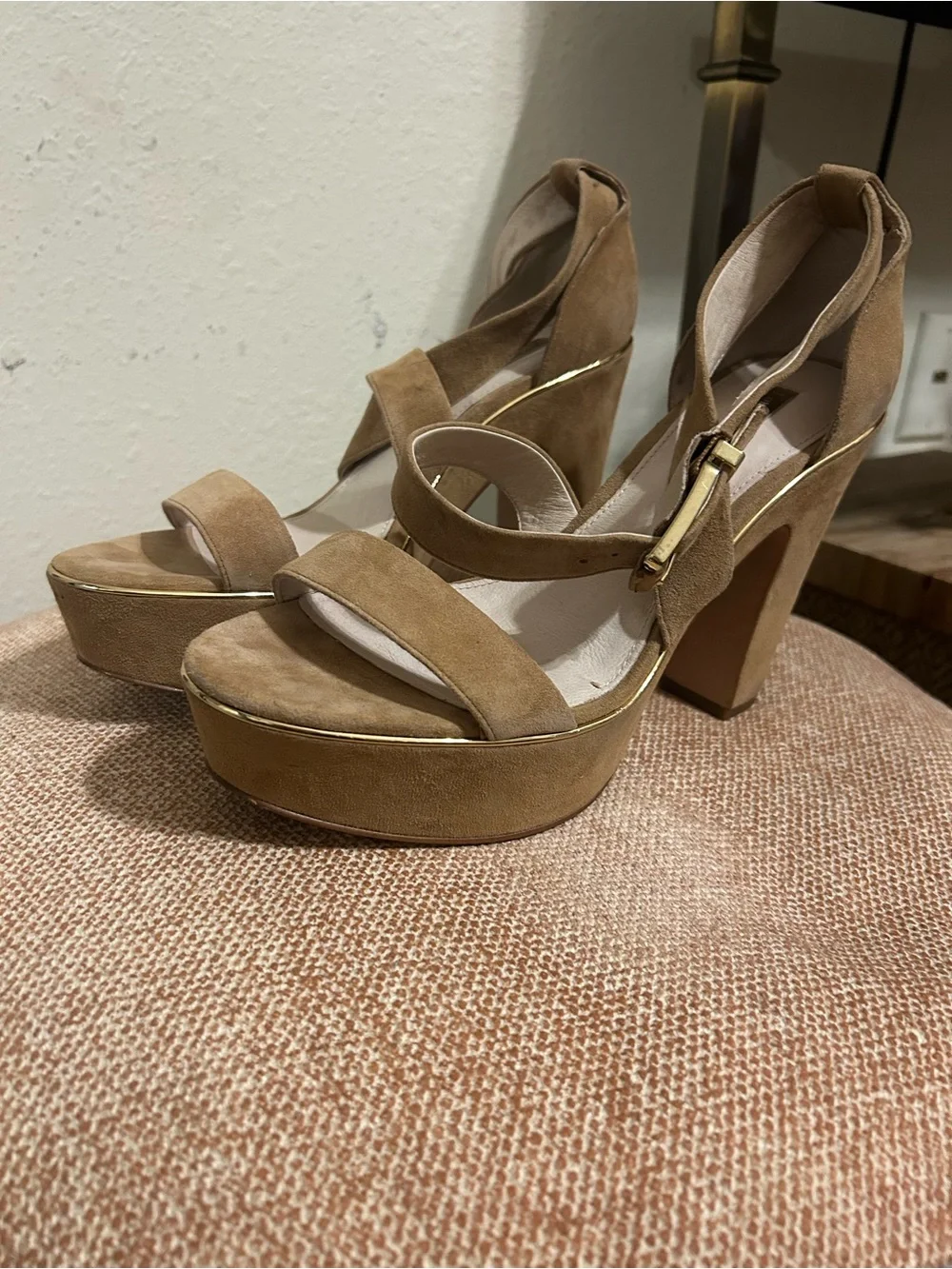 Louise et Cie Tan Suede Platform Sandals